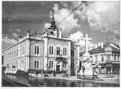 The stone cross in the foreground, Bishop's Palace, Novi Sad, 1940
