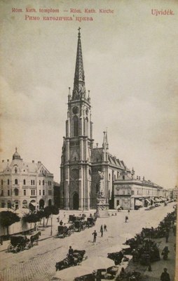 Carts drawn up below the church, Name of Mary Church, Novi Sad, 1909
