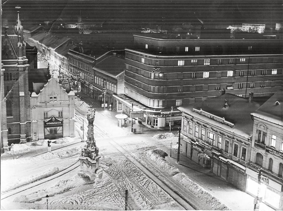 A winter a hundred years ago, Liberty Square, Novi Sad, 1935–1947