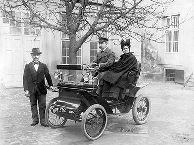 The first car in Novi Sad, 1898–1908