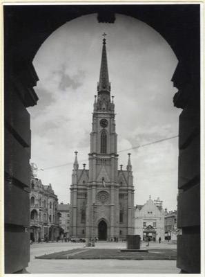 The Name of Mary Church Seen Through an Arcade, Novi Sad, 1941