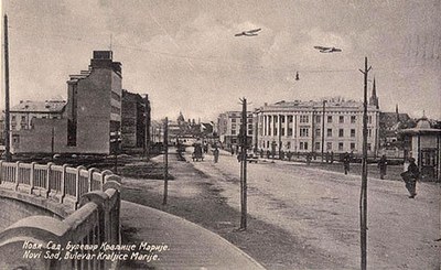 Aeroplanes drawn in the sky, Queen Mary Boulevard, Novi Sad, 1930s