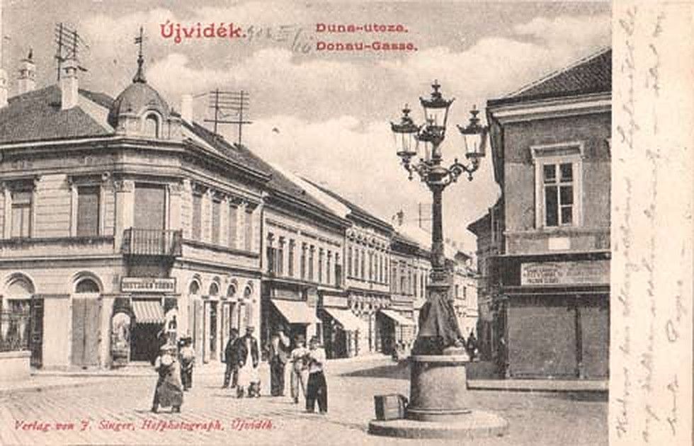 The tall street lamp in the middle, Dunavska, Novi Sad, 1907