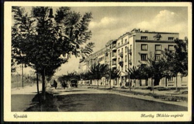 Horthy Miklós Avenue, a Large Roadside Tree in the Foreground, Queen Mary Boulevard, Novi Sad, 1941–1944