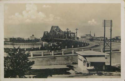 The approach road and its kiosk, Prince Tomislav Bridge, Novi Sad, 1930s