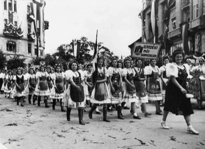 Women in folk costume parading at the Hungarian Bread Festival in Novi Sad, 1941-1944