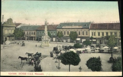 Market Day Around the Column, Wagner Testvérek Sign Above, 1906, Liberty Square, Novi Sad